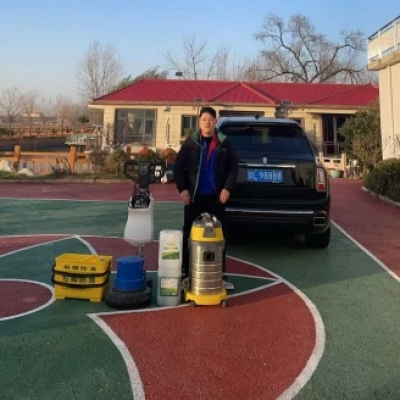 河南固始坤哥的别墅小院瓷砖地面防滑施工