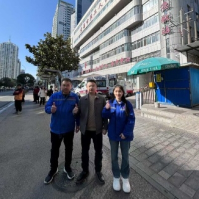 宜昌市第二人民医院西陵院区室外广场砖防滑