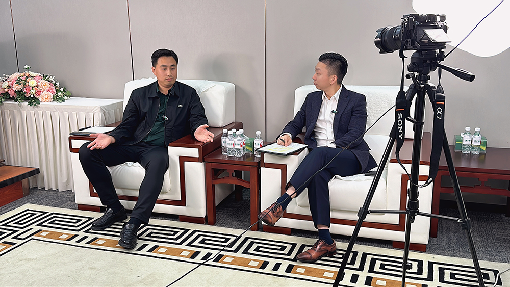 扬州合作商殷跃康采访图片